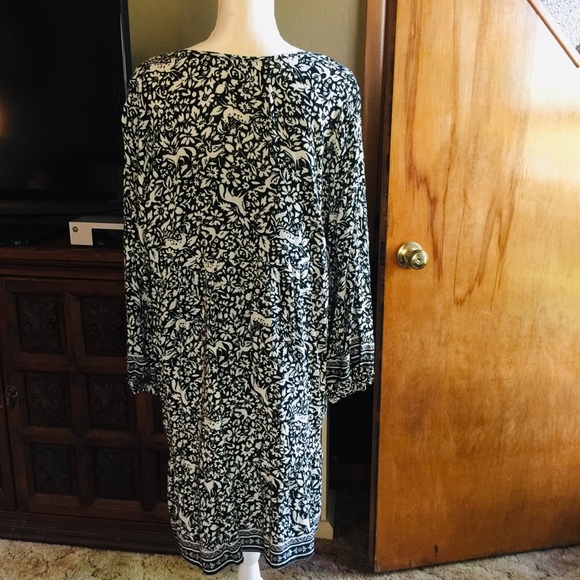 Old Navy Dress - Picture 5 of 8